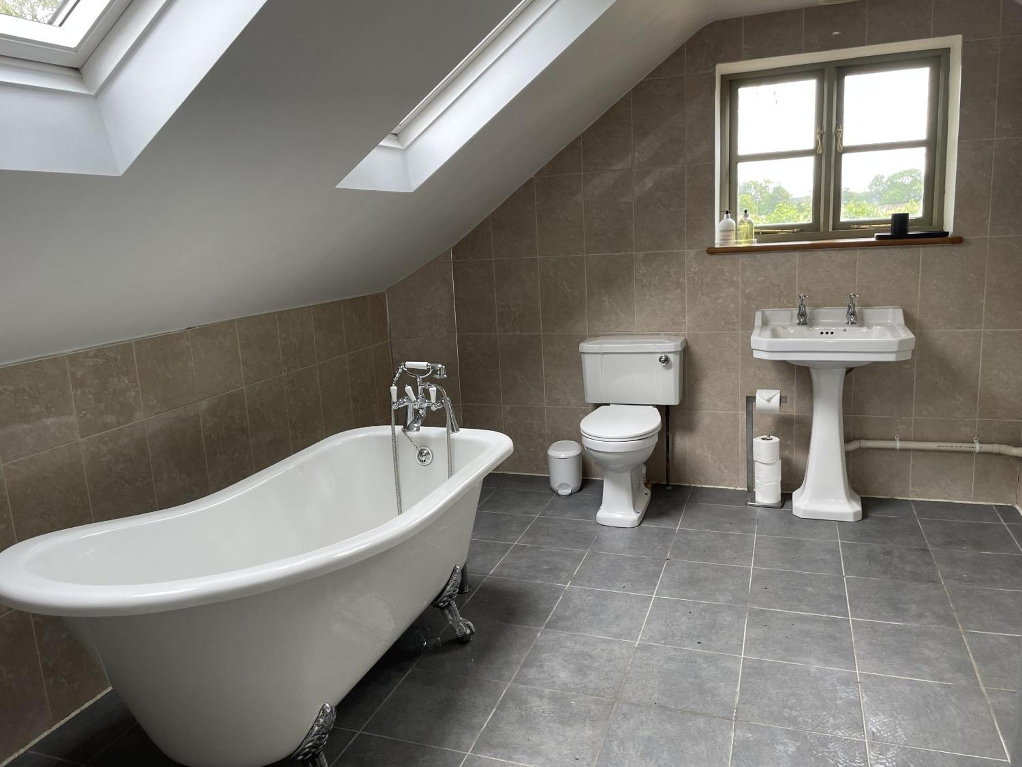 The Plough Inn Bourton-on-the-Water Room photo