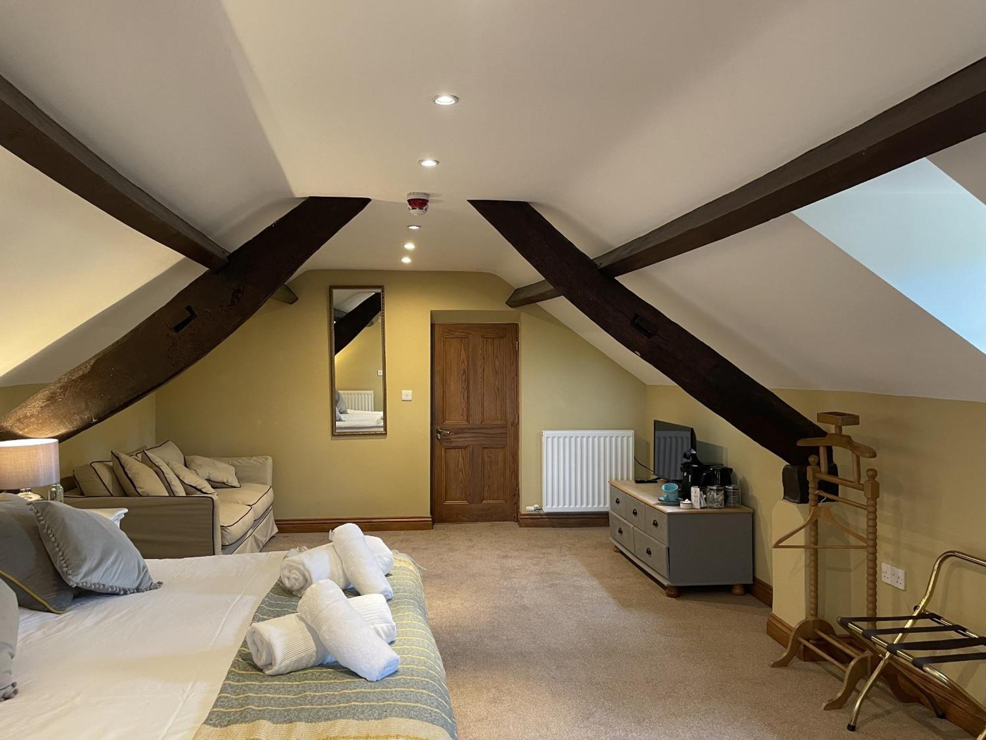 The Plough Inn Bourton-on-the-Water Room photo